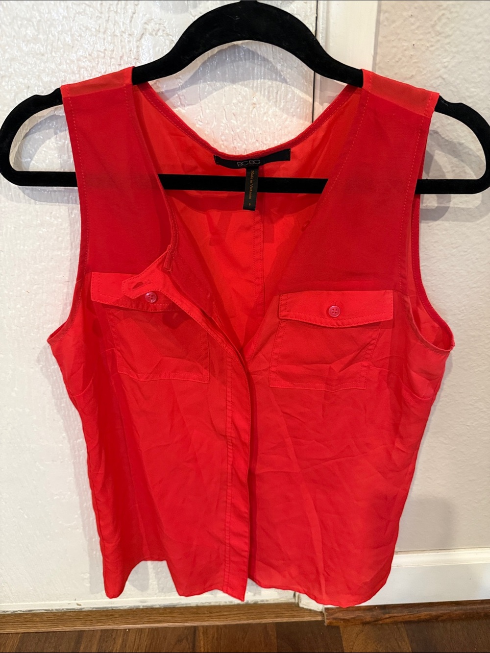 BCBG Red Sleeveless Button-Front Camisole